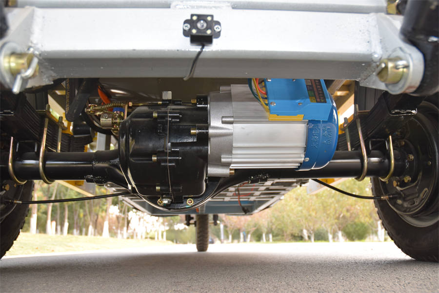 液压尾板六桶（三轮）-第11张-电动垃圾车-湖北运隆新能源汽车